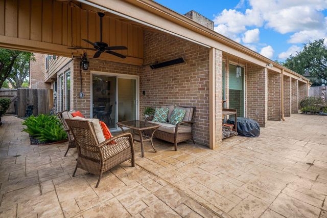 1306 Riverview Court, Houston, TX 77077