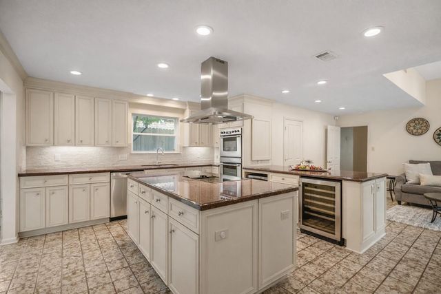 1306 Riverview Court, Houston, TX 77077