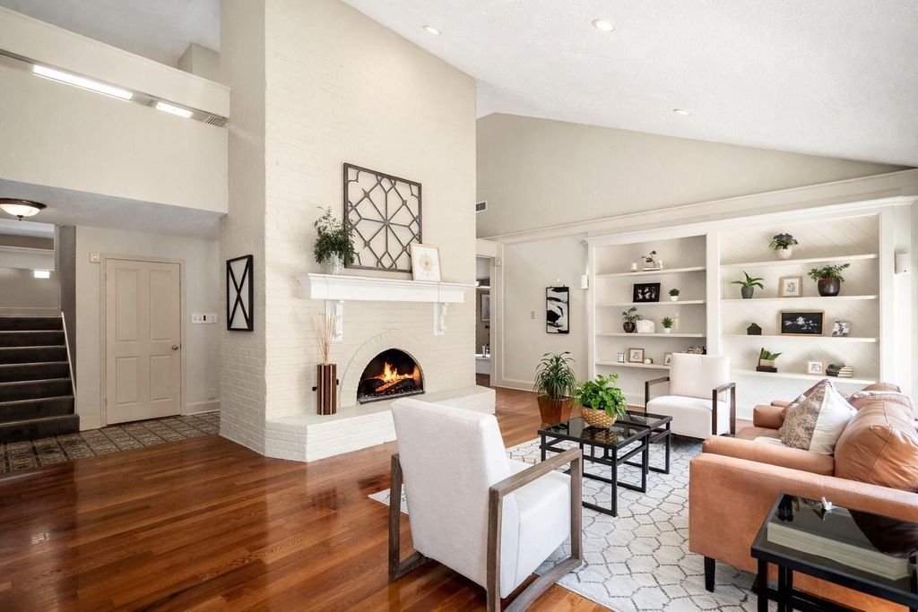 1306 Riverview Court, Houston, TX 77077