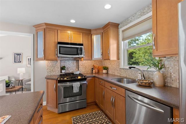 9217 Hallock Drive, Affton, MO 63123