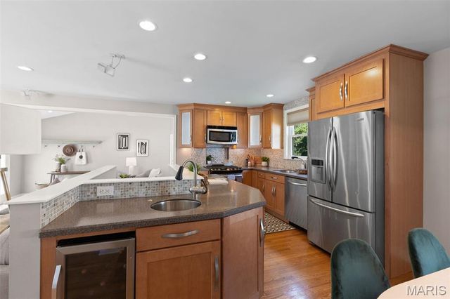 9217 Hallock Drive, Affton, MO 63123
