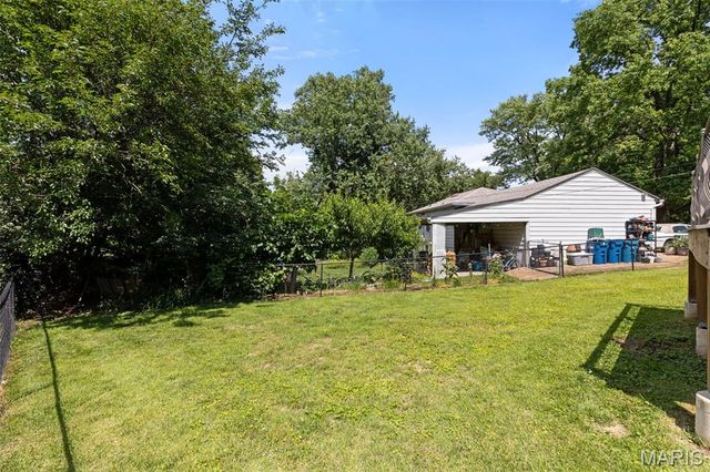 9217 Hallock Drive, Affton, MO 63123