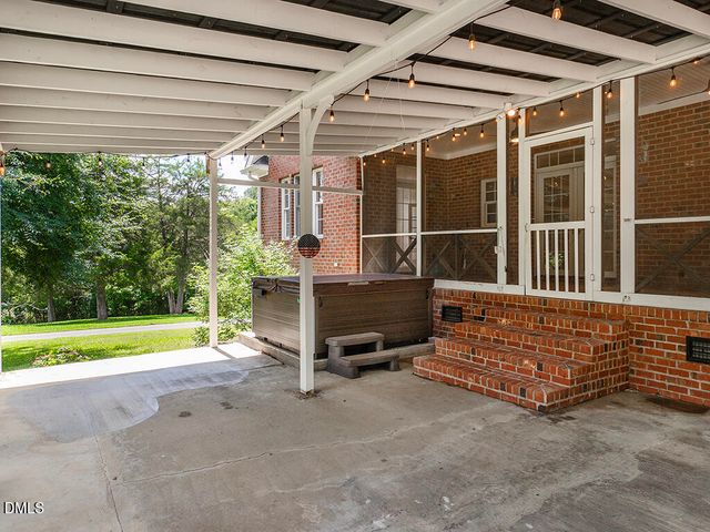 2048 Neese Road, Graham, NC 27253