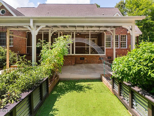2048 Neese Road, Graham, NC 27253