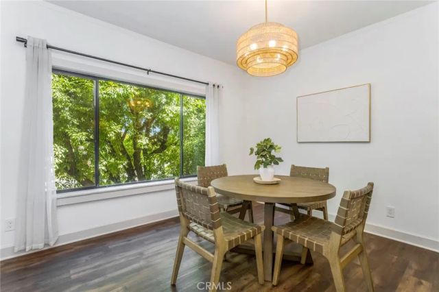 14050 Magnolia Boulevard 201, Sherman Oaks, CA 91423