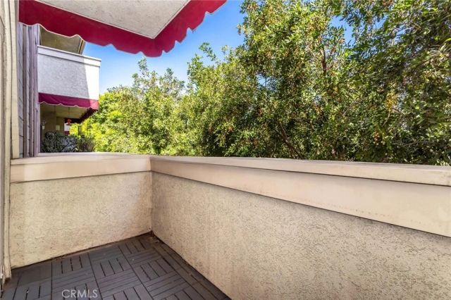 14050 Magnolia Boulevard 201, Sherman Oaks, CA 91423