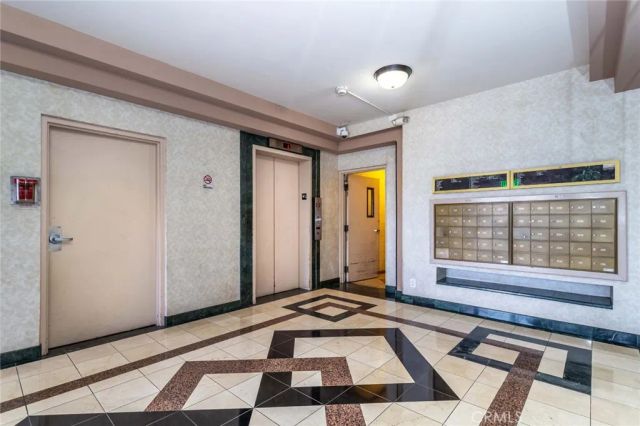 14050 Magnolia Boulevard 201, Sherman Oaks, CA 91423