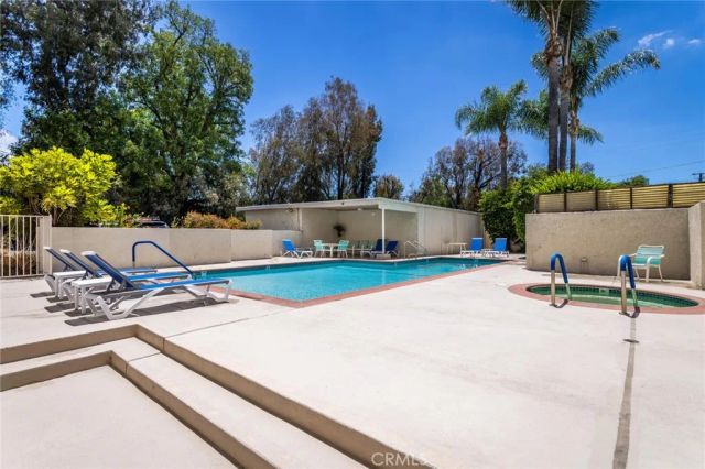 14050 Magnolia Boulevard 201, Sherman Oaks, CA 91423