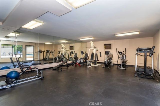 14050 Magnolia Boulevard 201, Sherman Oaks, CA 91423
