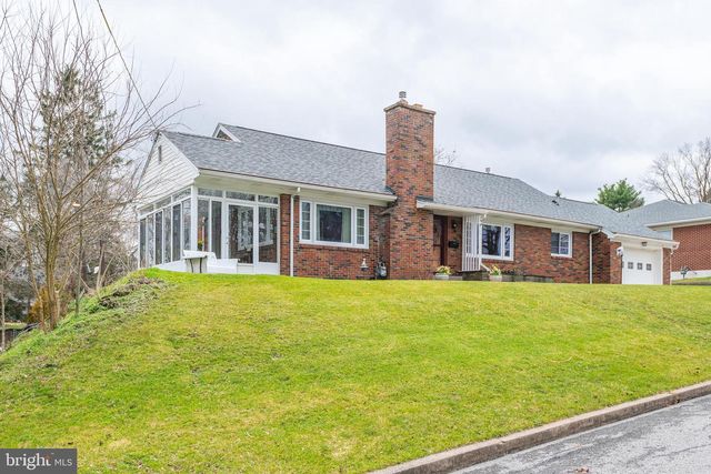 724 E CURTIN ST, Bellefonte, PA 16823