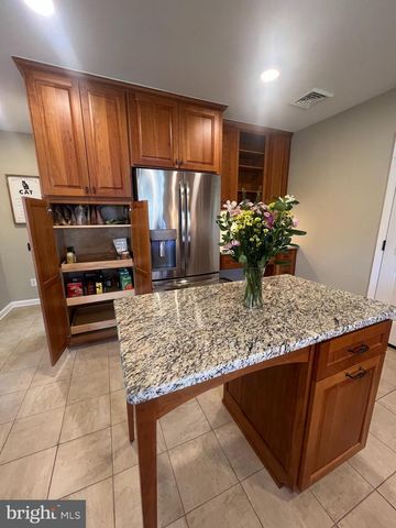 724 E CURTIN ST, Bellefonte, PA 16823