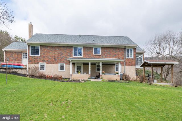 724 E CURTIN ST, Bellefonte, PA 16823