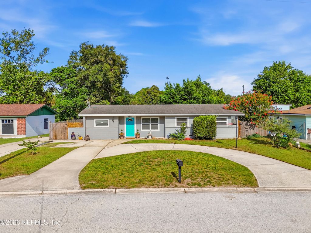 2842 DAFFODIL Circle W, Jacksonville, FL 32246