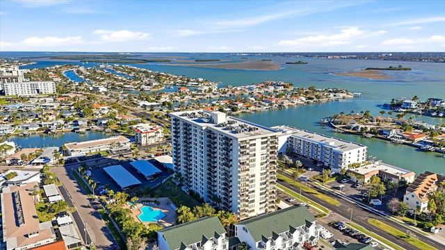 400 ISLAND WAY 312, Clearwater Beach, FL 33767