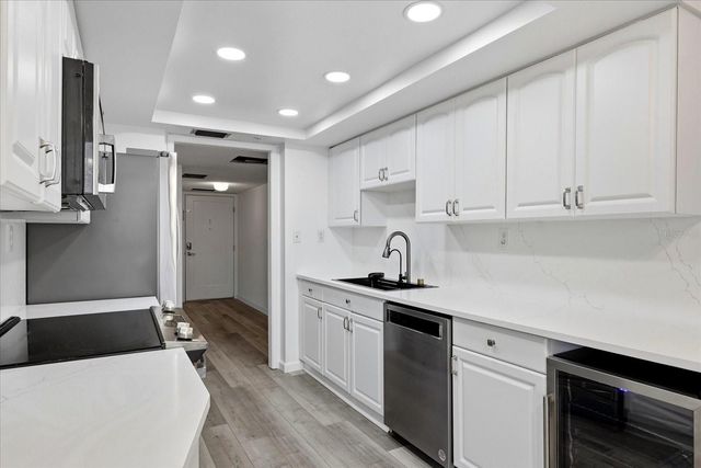 400 ISLAND WAY 312, Clearwater Beach, FL 33767