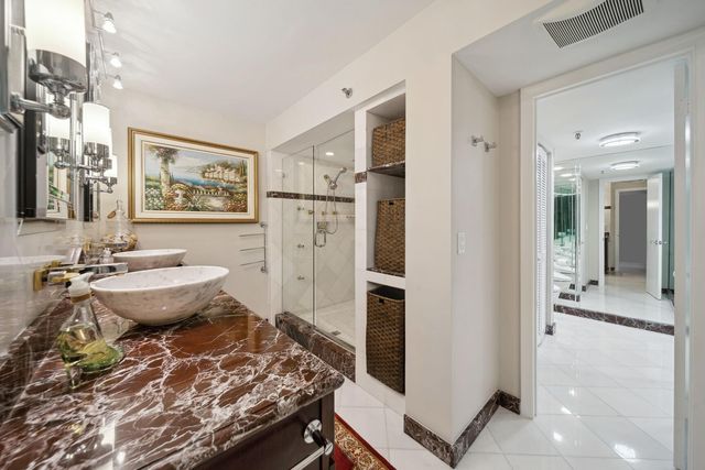 1155 Hillsboro Mile 401, Hillsboro Beach, FL 33062