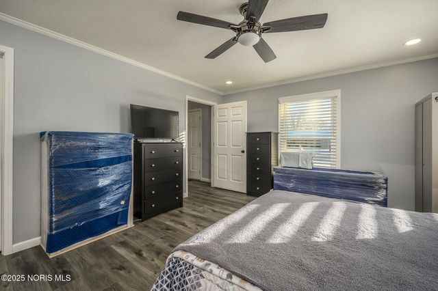 1524 Red Bud Drive, Northwood, OH 43619