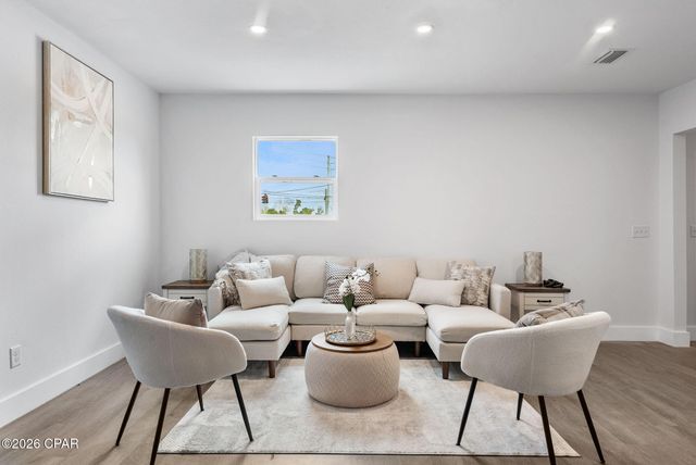 6726 Cherry Street, Panama City, FL 32404