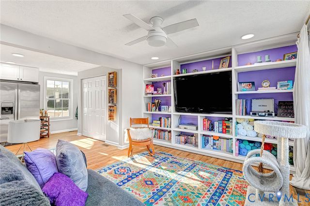 16004 Gary Ave, Chester, VA 23831