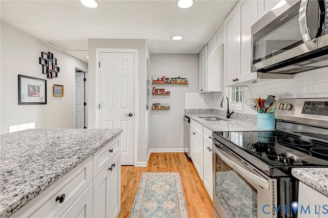 16004 Gary Ave, Chester, VA 23831