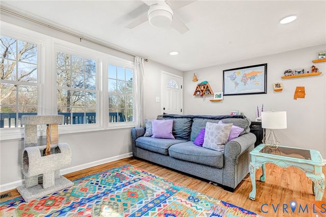 16004 Gary Ave, Chester, VA 23831