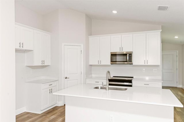 6182 SW 96TH PLACE, Ocala, FL 34476