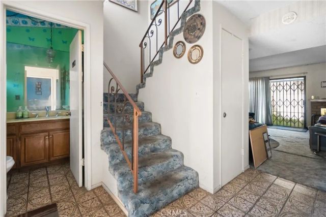 9024 Willis, Panorama City, CA 91402
