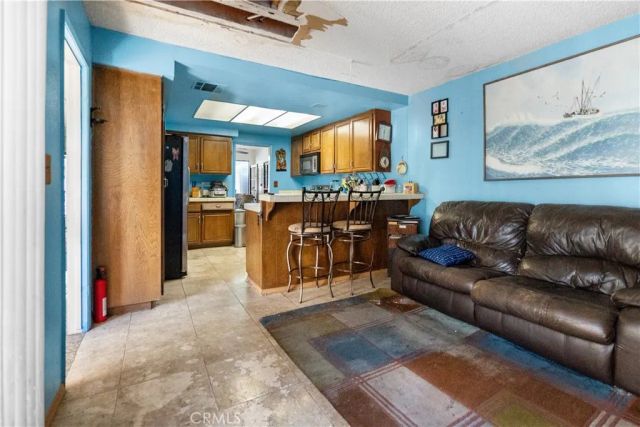 9024 Willis, Panorama City, CA 91402