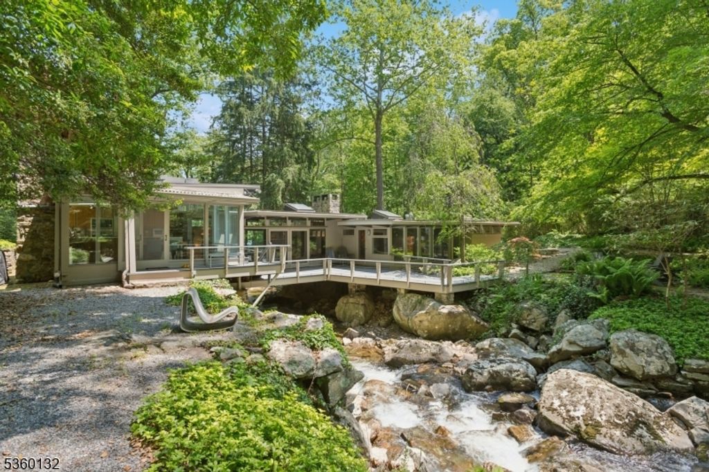 63 Hollow Brook Rd, Tewksbury Twp., NJ 07830