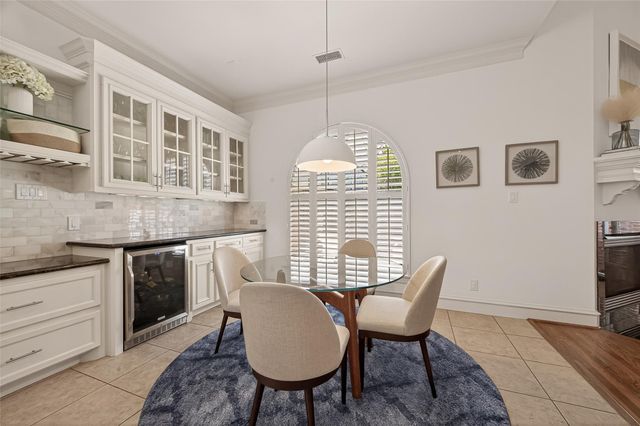 4019 Whitman Street, Houston, TX 77027