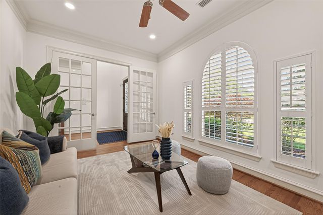 4019 Whitman Street, Houston, TX 77027