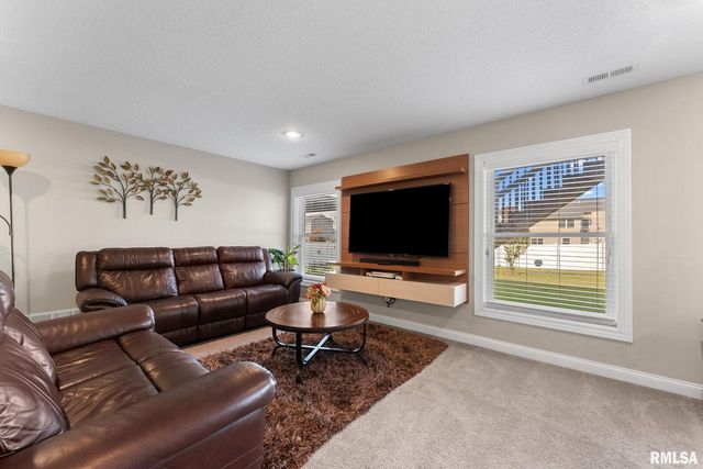 4390 Tranquility Trail, Bettendorf, IA 52722