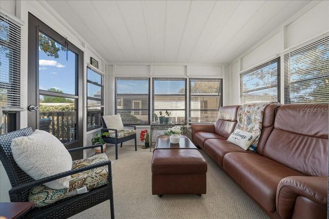 1003 MATTHEW AVENUE, Lady Lake, FL 32159