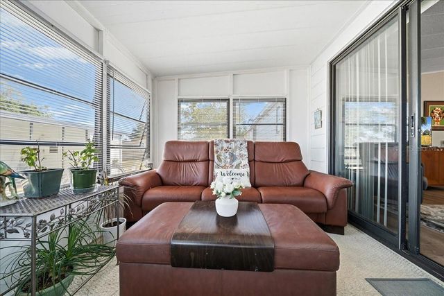 1003 MATTHEW AVENUE, Lady Lake, FL 32159