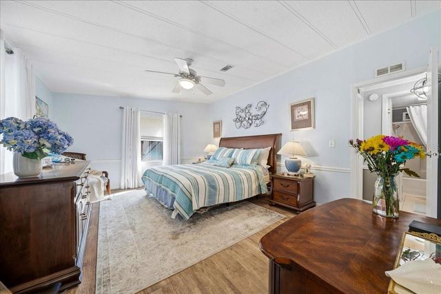 1003 MATTHEW AVENUE, Lady Lake, FL 32159