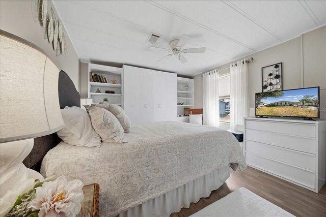 1003 MATTHEW AVENUE, Lady Lake, FL 32159