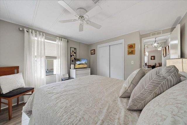 1003 MATTHEW AVENUE, Lady Lake, FL 32159