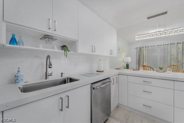 108 SE 47th ST 102, Cape Coral, FL 33904