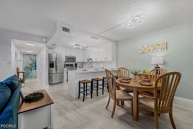 108 SE 47th ST 102, Cape Coral, FL 33904