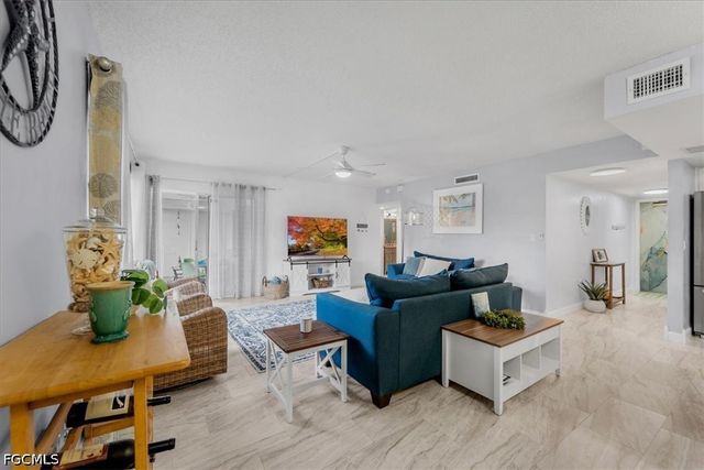 108 SE 47th ST 102, Cape Coral, FL 33904