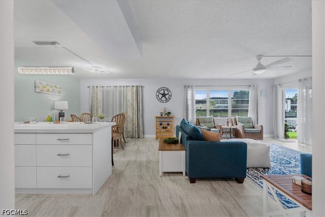 108 SE 47th ST 102, Cape Coral, FL 33904