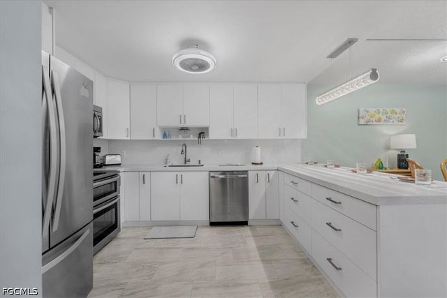 108 SE 47th ST 102, Cape Coral, FL 33904