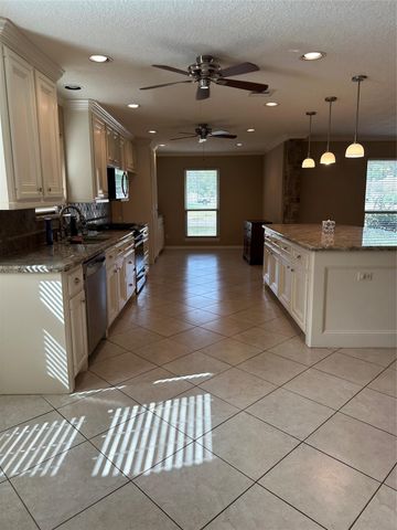 1809 Oklahoma Avenue, Deer Park, TX 77536