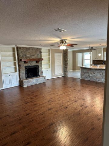 1809 Oklahoma Avenue, Deer Park, TX 77536