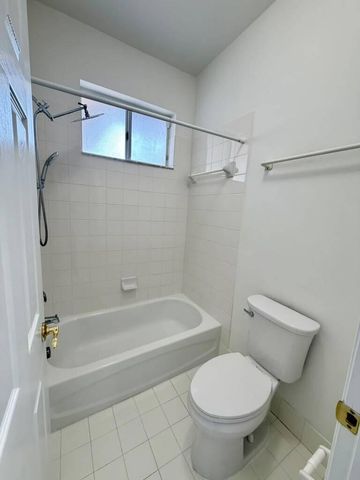 3329 NW 29TH Court, Lauderdale Lakes, FL 33311