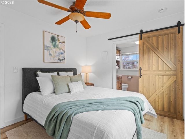 422 WILLAMETTE St, Oregon City, OR 97045