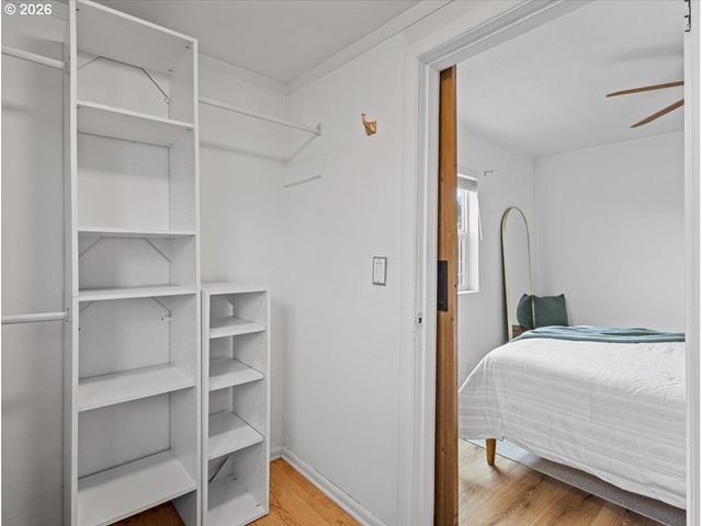 422 WILLAMETTE St, Oregon City, OR 97045