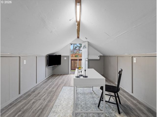 422 WILLAMETTE St, Oregon City, OR 97045