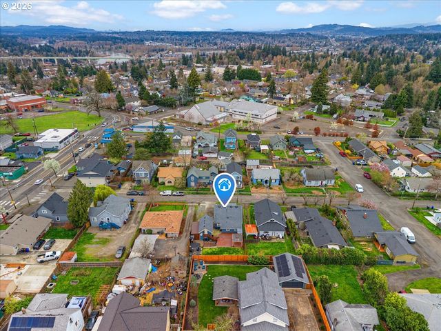 422 WILLAMETTE St, Oregon City, OR 97045