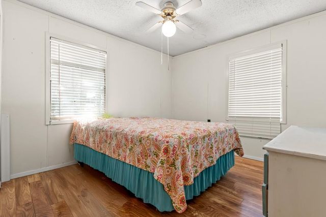1193 Cowpen Road, Karnack, TX 75661
